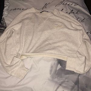 NEW A&F PEACE CROP SWEATER